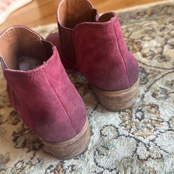 Nordstrom BP burgundy suede leather ankle booties pull on boots western s 6 - Picture 6 of 7